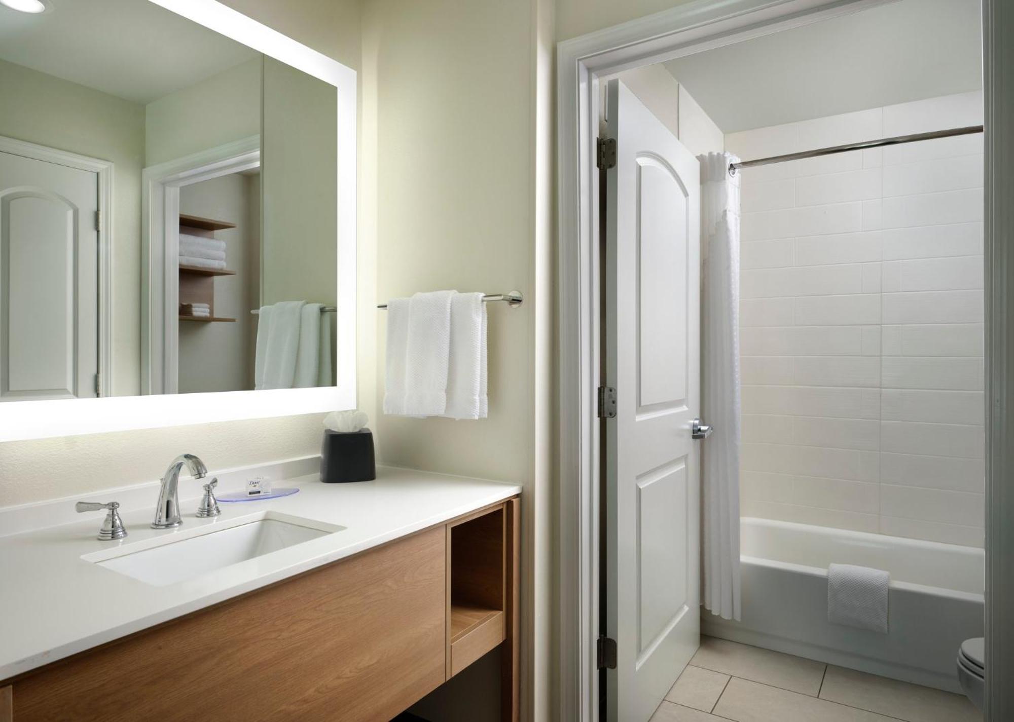 Staybridge Suites - Flowood - Nw Jackson By Ihg Εξωτερικό φωτογραφία